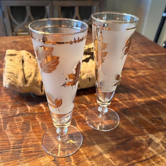 Vintage Libby Frosted Pilsners With Gold Leaf Design Set - Picture 6 of 11